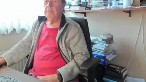 Cammee online show from 2, 2, 2025