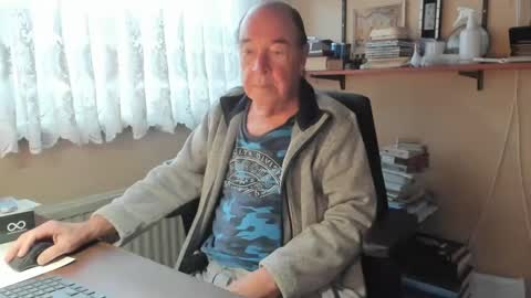 Cammee online show from 8, 2, 2025