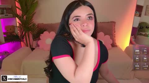 Snapshot of cammiefoalss chatting on 22, 10, 2025 Lets reach 200 thumbs up online show from 22, 10, 2025