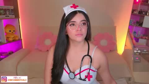 Snapshot of cammiefoalss chatting on 30, 10, 2025 Lets reach 200 thumbs up online show from 30, 10, 2025