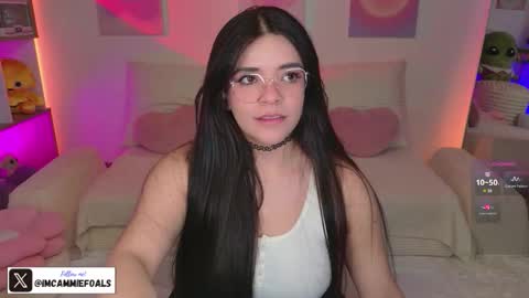 Snapshot of cammiefoalss chatting on 15, 12, 2025 Lets reach 200 thumbs up online show from 15, 12, 2025