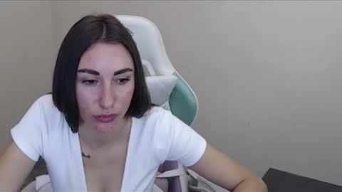 cammila horn online show from 23, 10, 2025