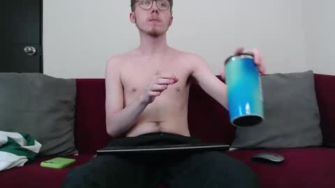 Snapshot of cammykev chatting on 27, 10, 2025 online show from 27, 10, 2025