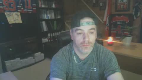 Snapshot of canadianboi6969 chatting on 25, 12, 2024 CanadianBacon6969 online show from 25, 12, 2024
