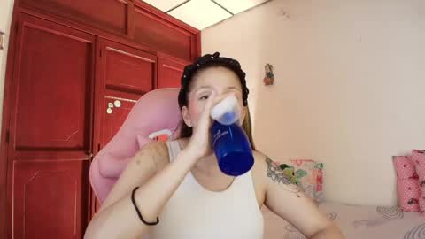 Snapshot of candase_ chatting on 27, 5, 2026 Candase online show from 27, 5, 2026
