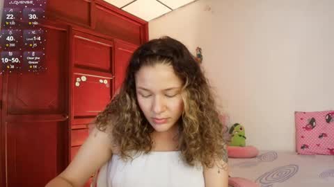 Snapshot of candase_ chatting on 1, 6, 2026 Candase online show from 1, 6, 2026