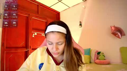 Candase online show from 4, 7, 2026