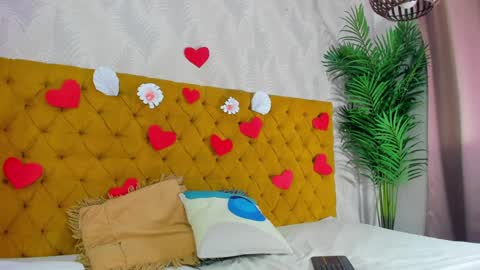 candise online show from 23, 9, 2025