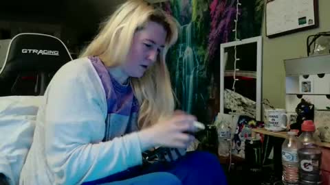 Candi online show from 30, 5, 2026
