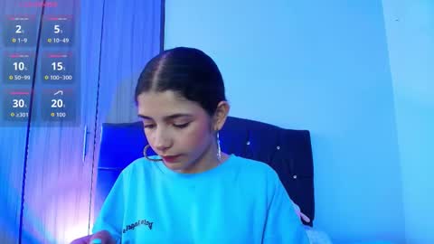 Snapshot of candy_blissx chatting on 25, 9, 2025 candy_blissx online show from 25, 9, 2025