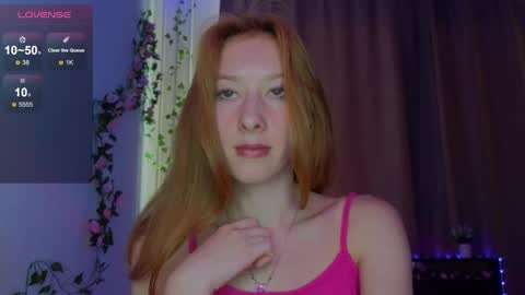 candy_flosse online show from 9, 9, 2025