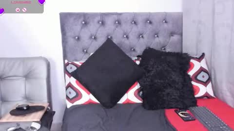 Snapshot of candy_sex_hot_ chatting on 18, 10, 2025 YECENIA - online show from 18, 10, 2025
