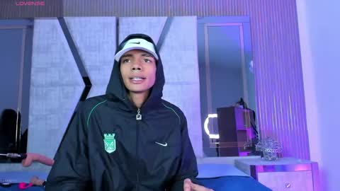  and MarilynHot online show from 17, 4, 2026