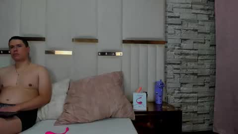 candyandsteven online show from 15, 12, 2025