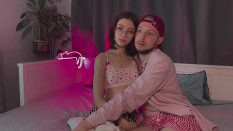 Snapshot of candybeee chatting on 13, 10, 2025 candybeee online show from 13, 10, 2025