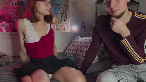 Snapshot of candybeee chatting on 18, 11, 2025 candybeee online show from 18, 11, 2025