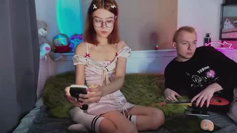 Snapshot of candybeee chatting on 30, 11, 2025 candybeee online show from 30, 11, 2025