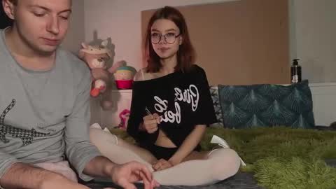 Snapshot of candybeee chatting on 14, 12, 2025 candybeee online show from 14, 12, 2025