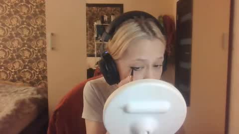 Mia online show from 17, 4, 2026