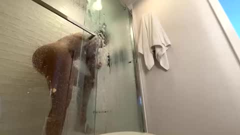 candyclaws05 online show from 6, 4, 2026