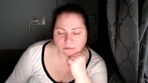 Laura online show from 4, 11, 2025