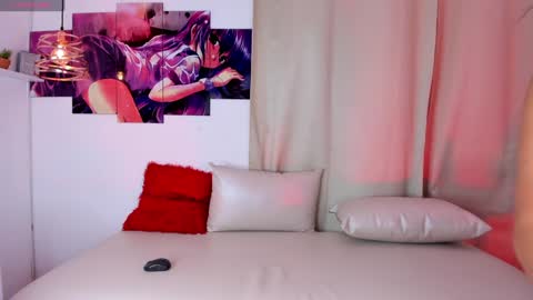 Candy online show from 2, 2, 2025