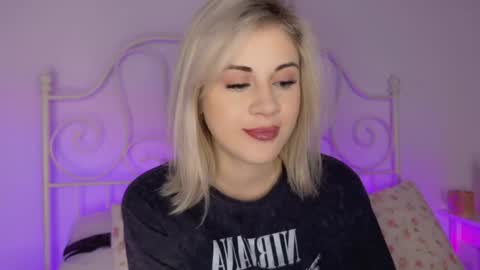 Snapshot of candyhannah chatting on 26, 11, 2025 You can call me HH online show from 26, 11, 2025