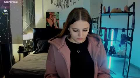 Sofia online show from 4, 2, 2025