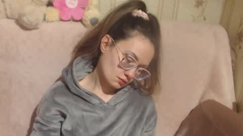 say meow and send tip  online show from 19, 3, 2026