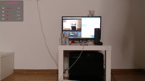 Snapshot of candyliciousss chatting on 4, 1, 2025 candyliciousss online show from 4, 1, 2025