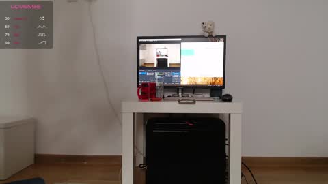 Snapshot of candyliciousss chatting on 6, 1, 2025 candyliciousss online show from 6, 1, 2025