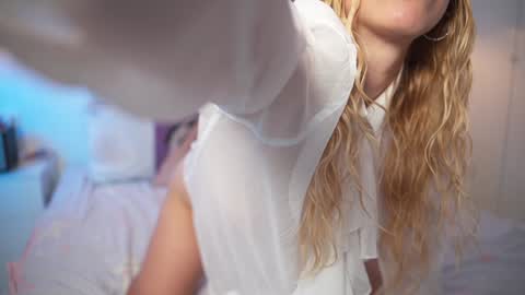 FANSLY  -    online show from 23, 3, 2026