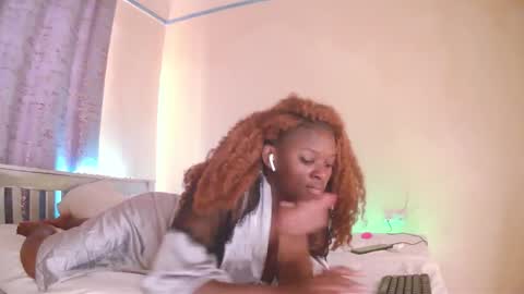 Candice online show from 6, 10, 2025