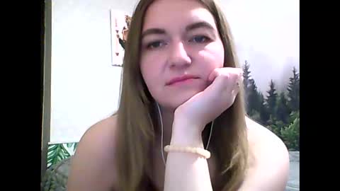 Snapshot of candyolime chatting on 8, 3, 2025 Daisy online show from 8, 3, 2025