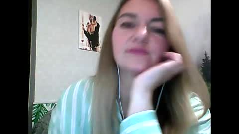 Snapshot of candyolime chatting on 18, 9, 2025 Daisy online show from 18, 9, 2025