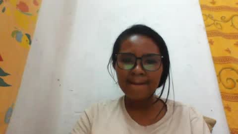 Snapshot of candysourensx chatting on 18, 6, 2026 CandySourensx online show from 18, 6, 2026