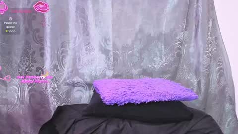 Snapshot of candysweet_naughty_ chatting on 11, 11, 2025 Thali online show from 11, 11, 2025