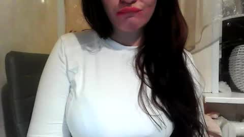 CandyXDiamond online show from 5, 10, 2025