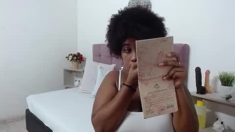 Snapshot of canelafierce chatting on 8, 3, 2025 canelafierce online show from 8, 3, 2025