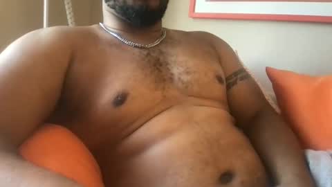 Snapshot of canyouhandleit_bbc chatting on 3, 10, 2025 canyouhandleit_bbc online show from 3, 10, 2025