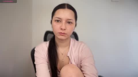 Emma online show from 4, 3, 2025