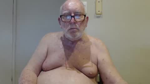 Snapshot of capt5105 chatting on 1, 12, 2024 capt5105 online show from 1, 12, 2024