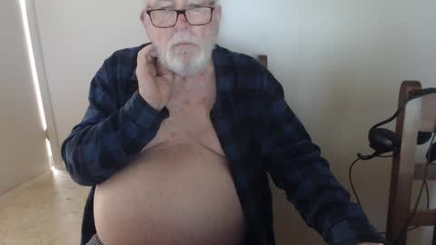 Snapshot of capt5105 chatting on 5, 2, 2025 capt5105 online show from 5, 2, 2025