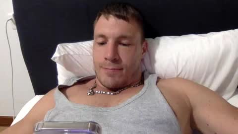 Snapshot of capt_oliver chatting on 14, 1, 2025 follow my twitter online show from 14, 1, 2025