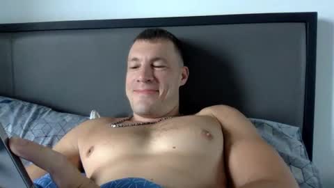 Snapshot of capt_oliver chatting on 11, 3, 2025 follow my twitter online show from 11, 3, 2025