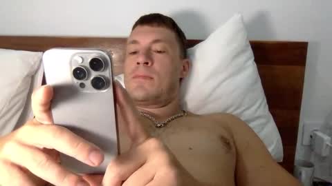 Snapshot of capt_oliver chatting on 27, 9, 2025 follow my twitter online show from 27, 9, 2025