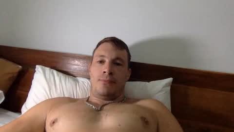 Snapshot of capt_oliver chatting on 3, 10, 2025 follow my twitter online show from 3, 10, 2025