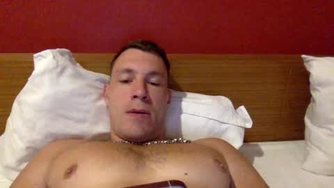 Snapshot of capt_oliver chatting on 16, 11, 2025 follow my twitter online show from 16, 11, 2025