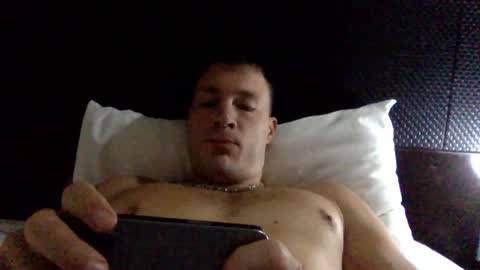 Snapshot of capt_oliver chatting on 20, 11, 2025 follow my twitter online show from 20, 11, 2025