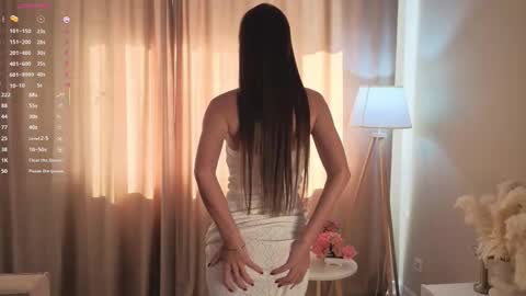 Bella online show from 26, 9, 2025